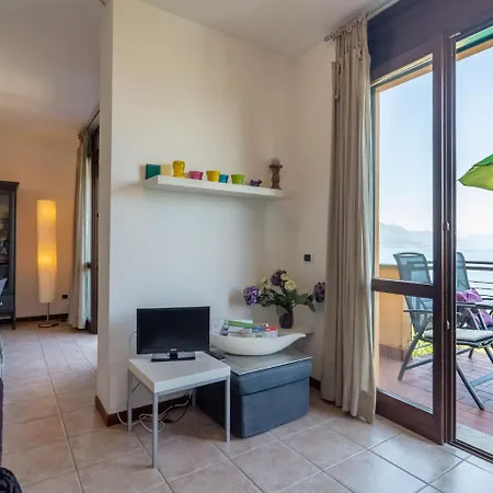 Anastasia 14 Bis Stresa